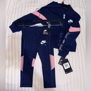 Nike Girls Midnight Navy and Pink Set